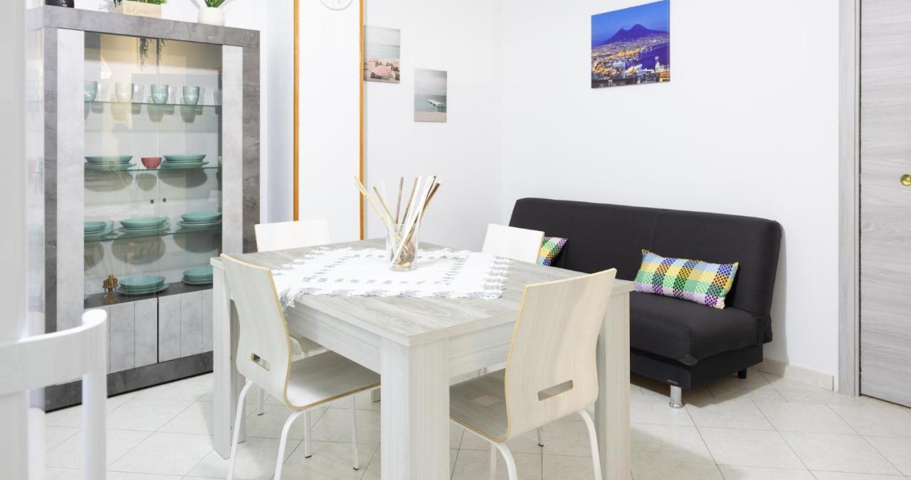 Decumani Apartments - Nel Cuore Di Napoli 외부 사진